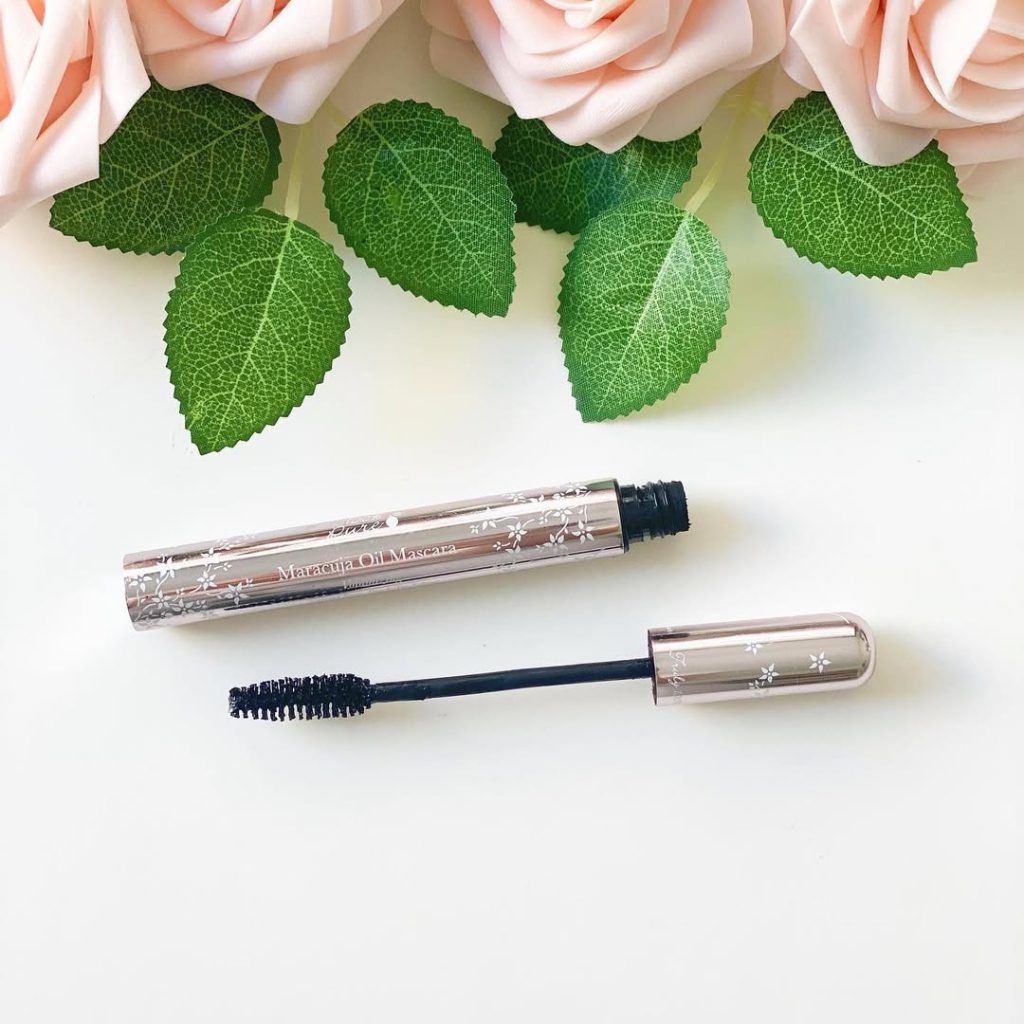 100% Pure Organic Mascara