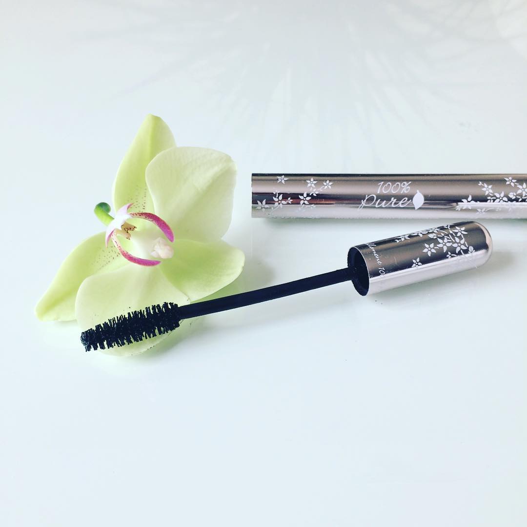 100% Pure organic Mascara