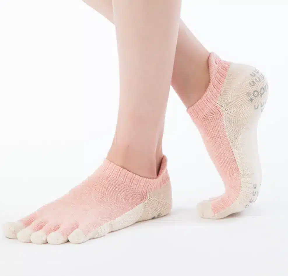 Knitido Organic Cotton Grip Socks review and promo code