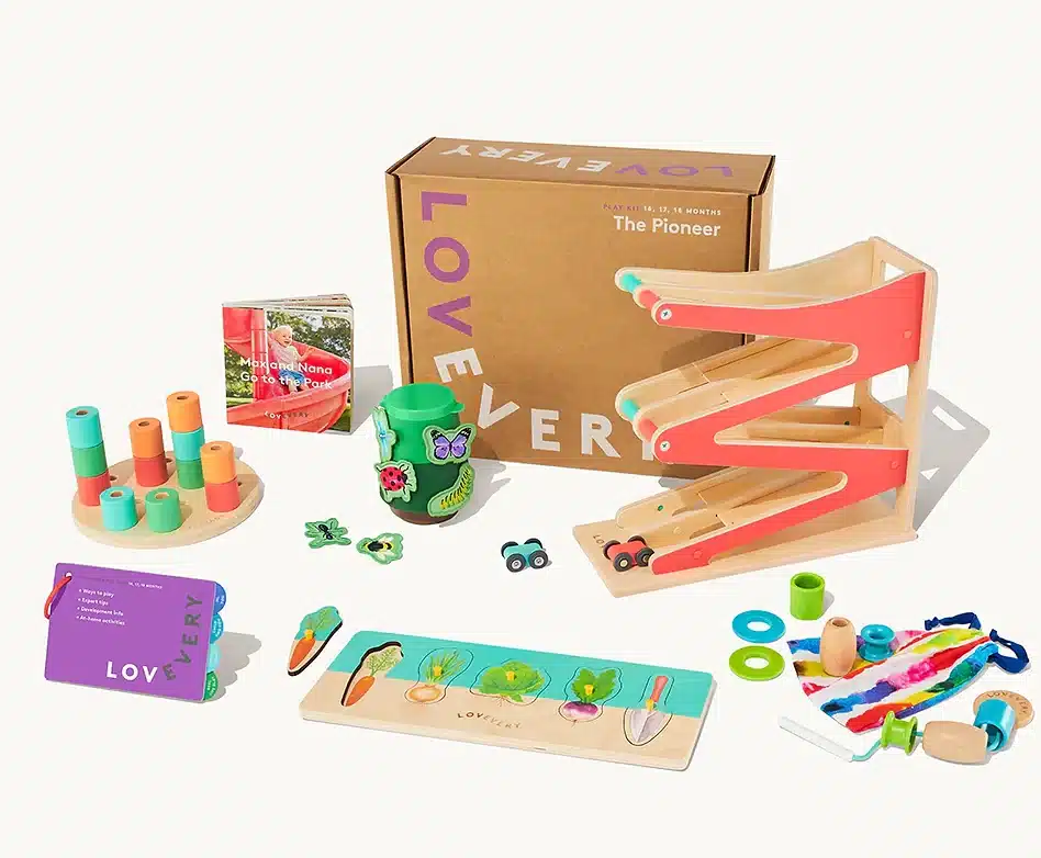 Lovevery The Pioneer Play Kit
