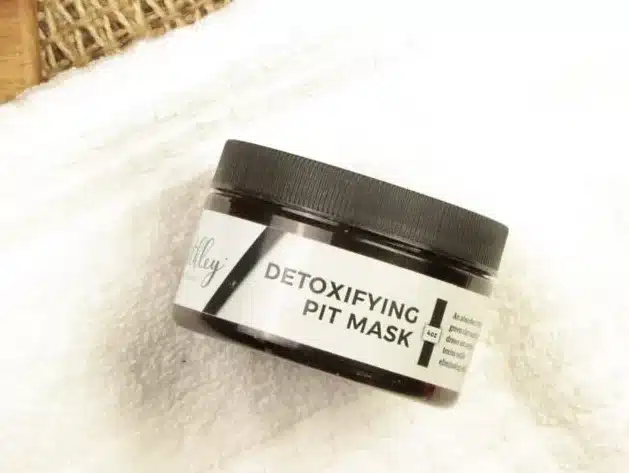 earthley detoxifyng pit mask review and promo code