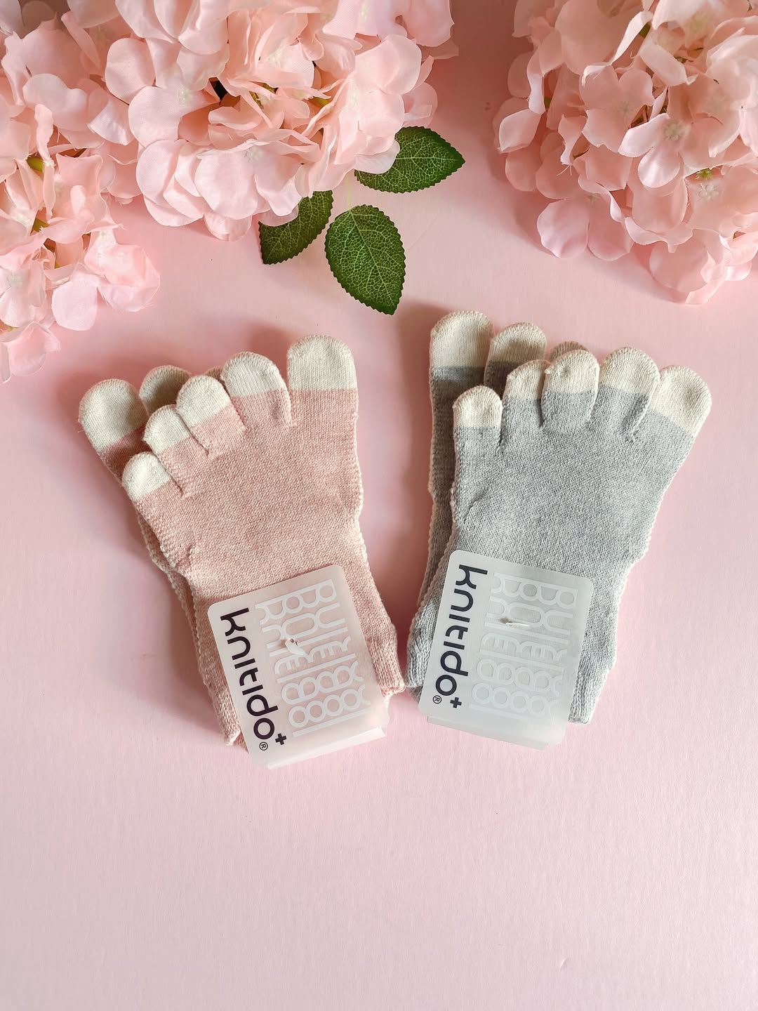 knitido organic yoga socks