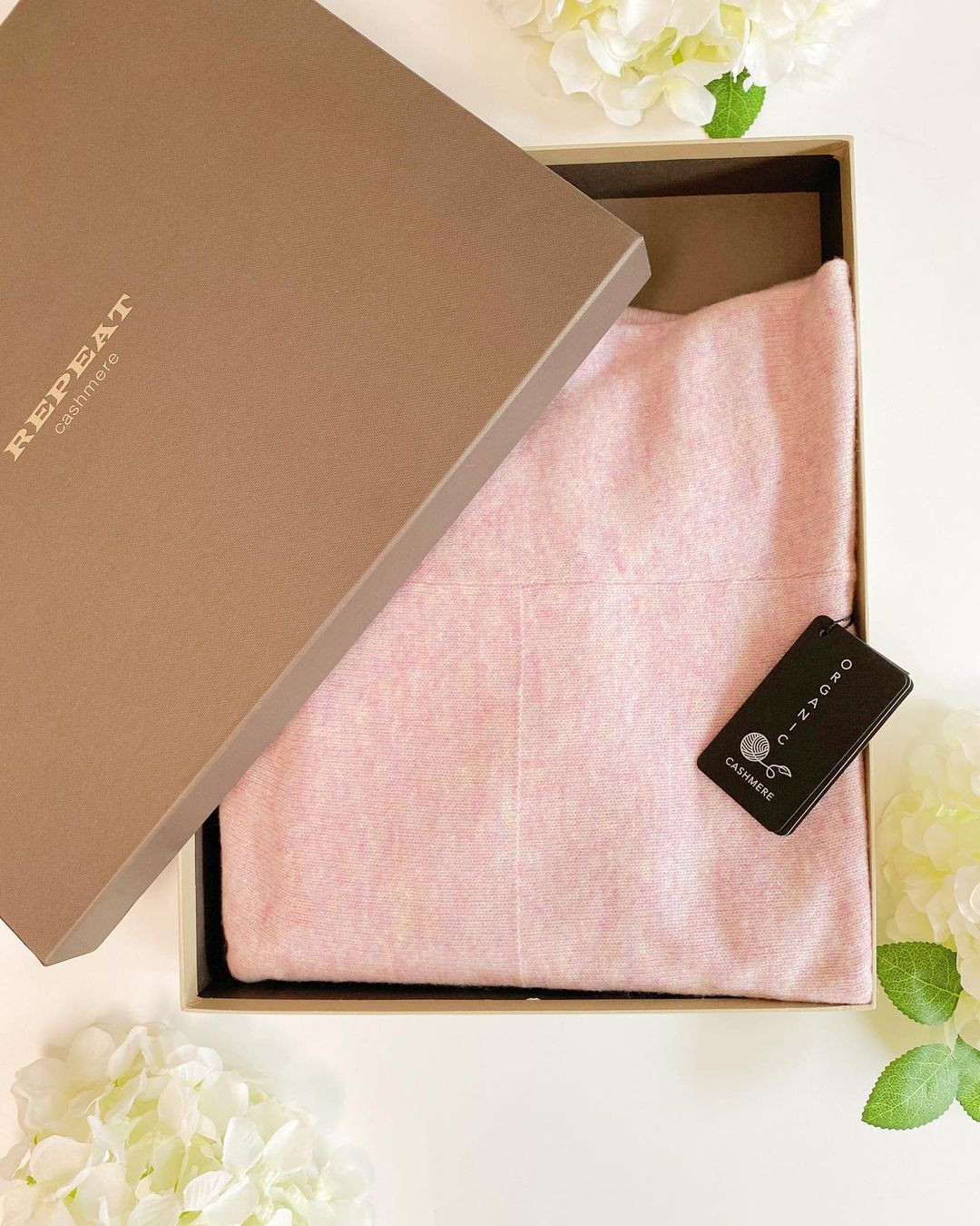 Repeat Cashmere GOTS Certified Organic pink Cashmere