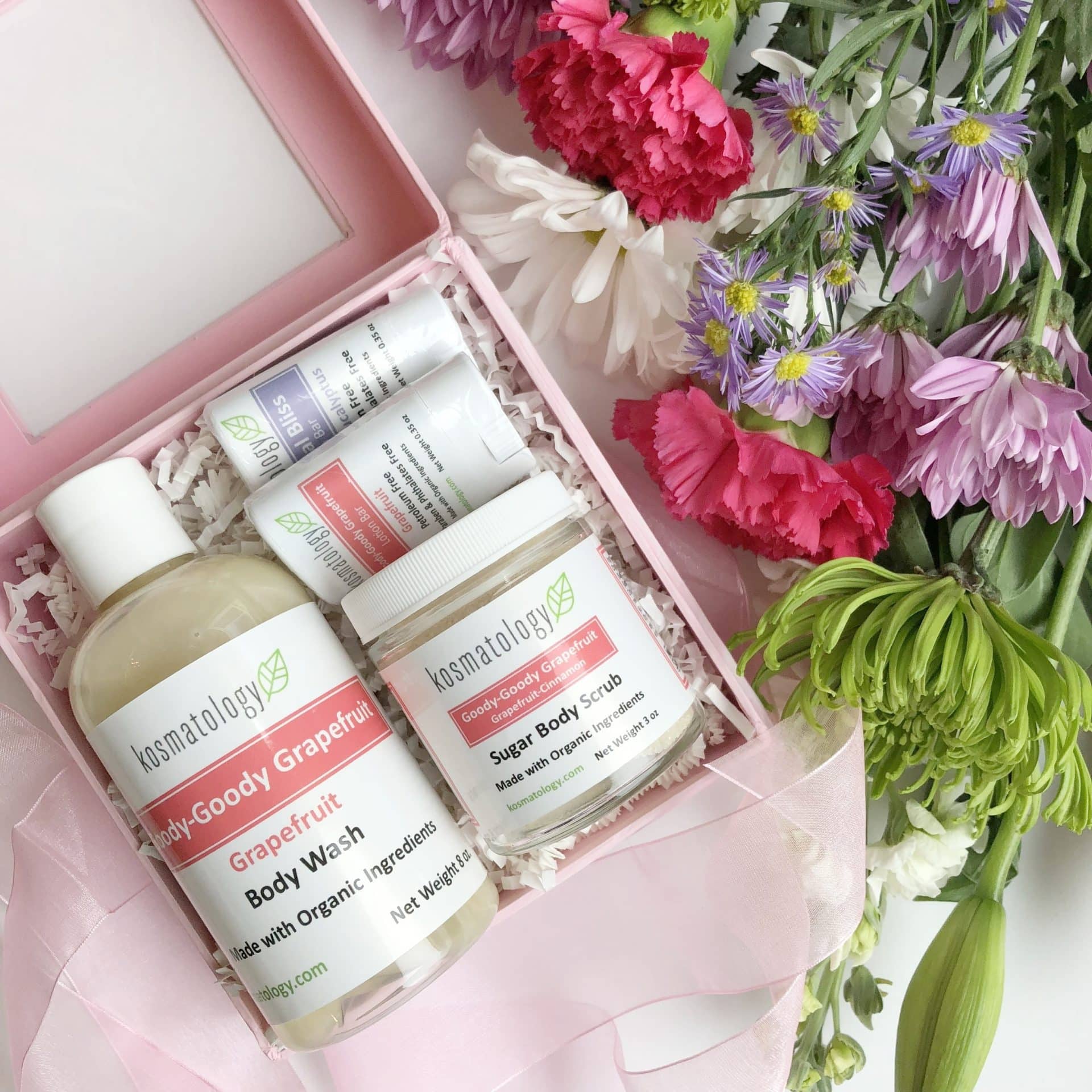 Kosmatology Mother's Day Bath Essentials organic Gift Set