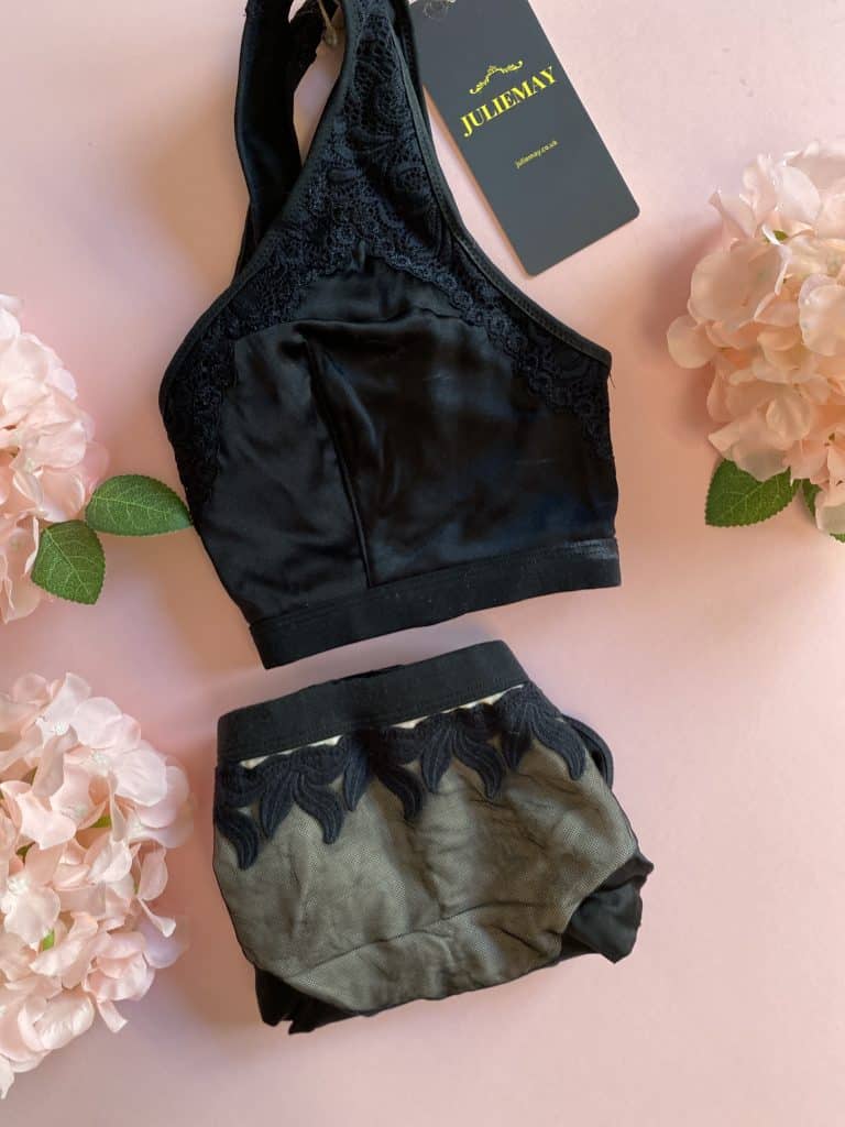 JulieMay Organic underwear set for menopause review and promo code