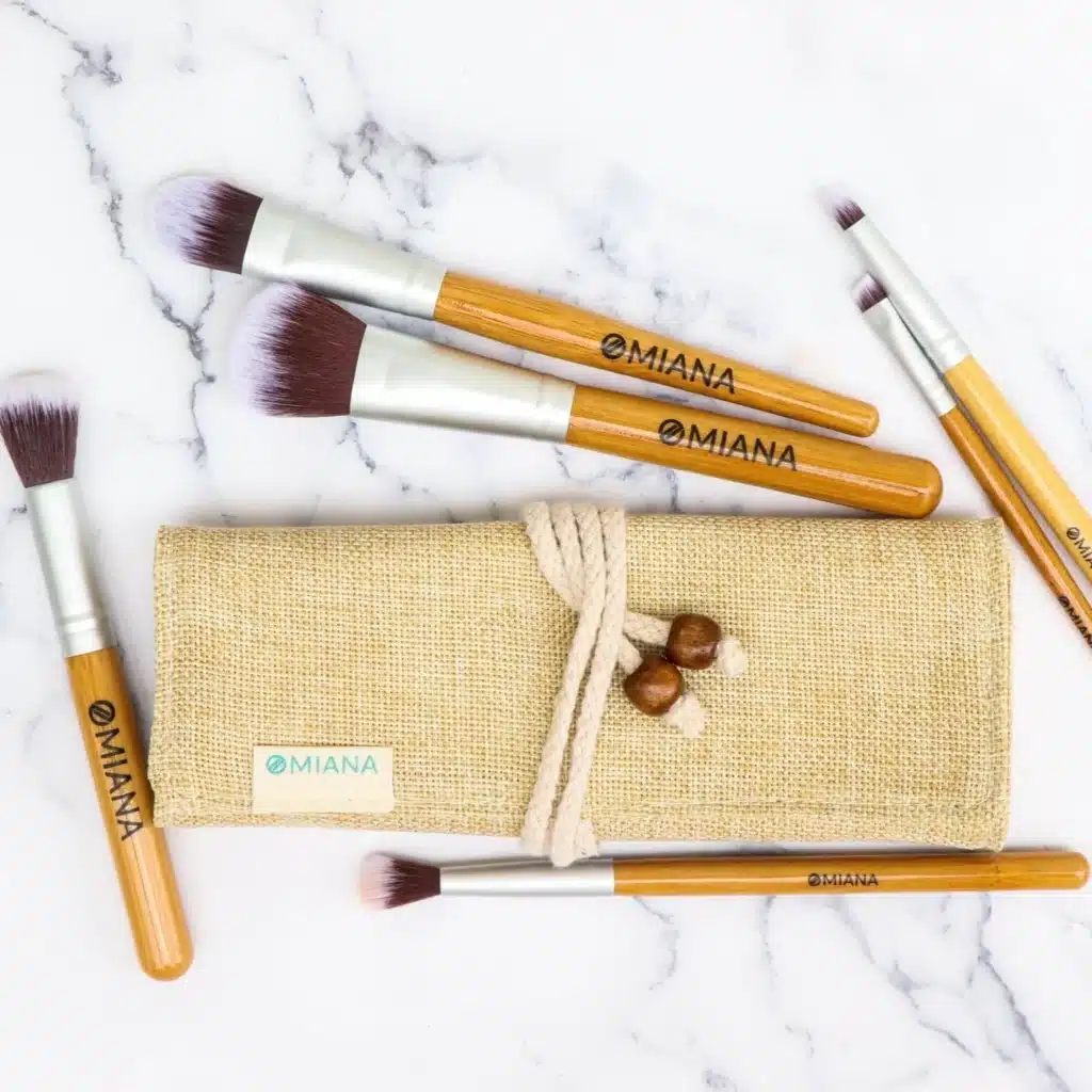 Omiana Vegan Makeup brushes, Omiana review and promo code