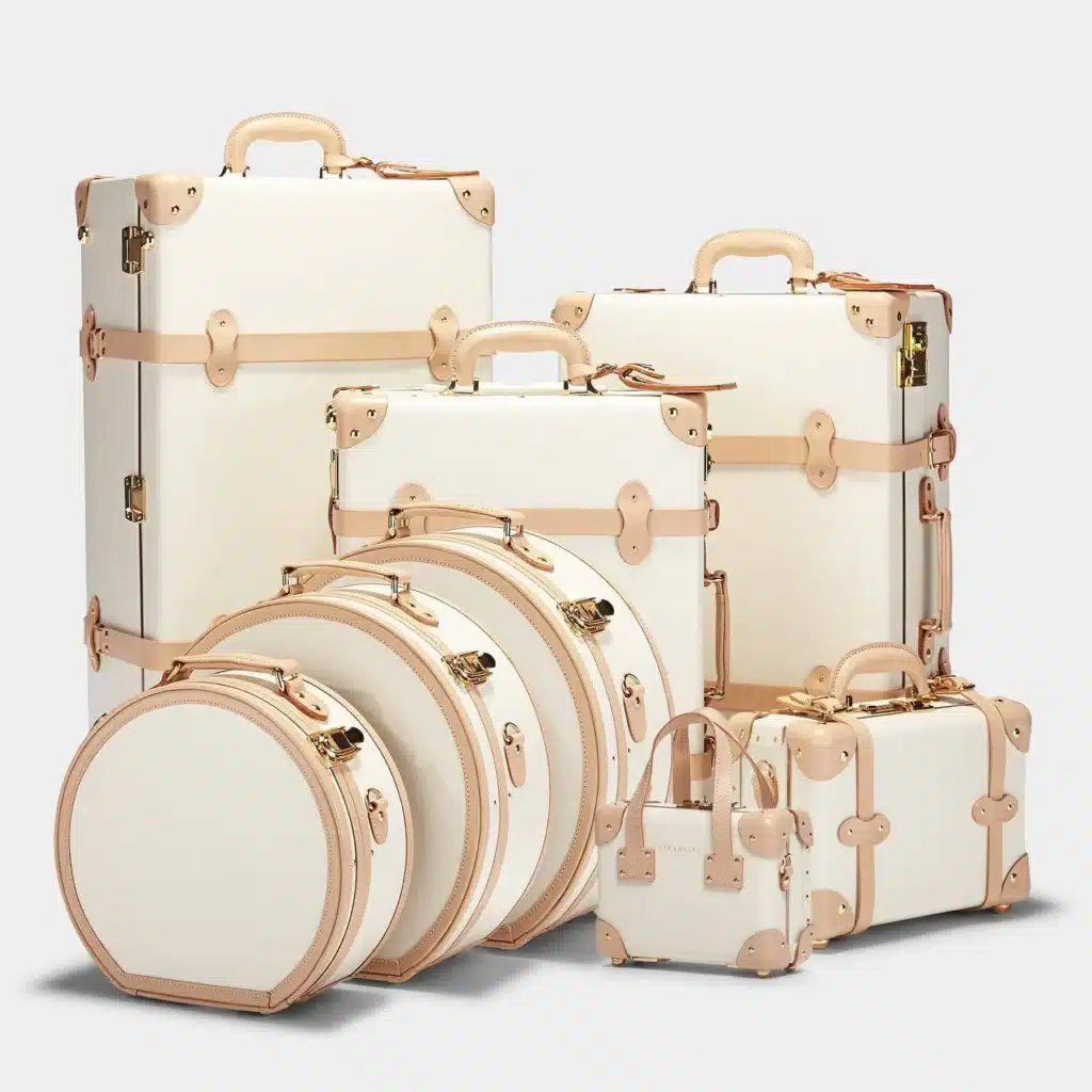SteamLine The SweetHeart Luggage set