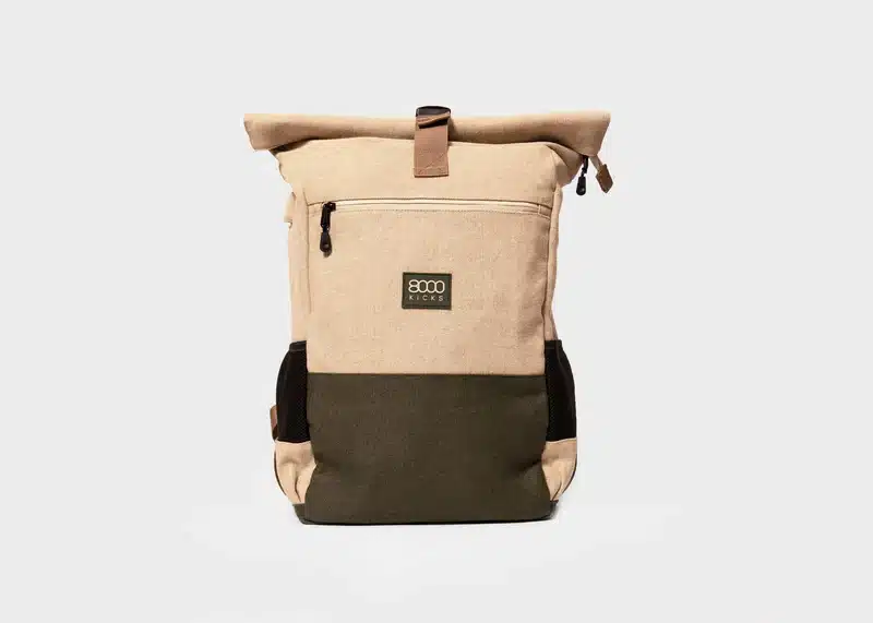 8000 Kicks Everyday Backpack in Beige and Green review