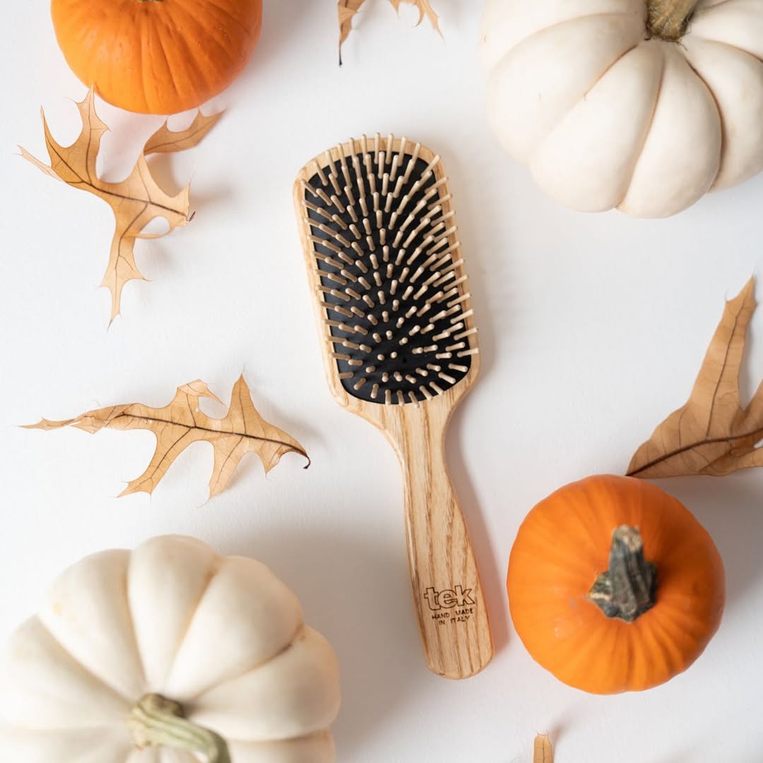 Tek organic hair brush