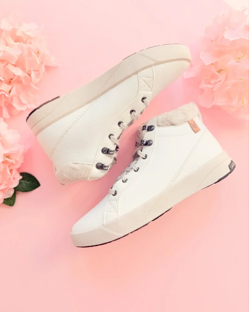 Saola Organic shoes, booths review and promo code