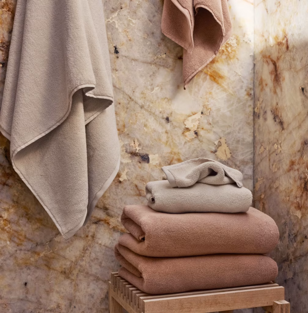 Parachute Certified Organic Bath Towels