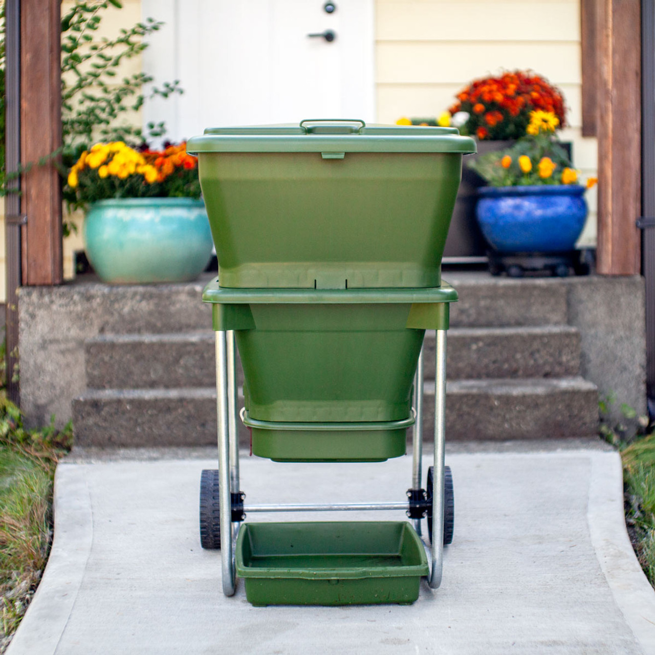Eartheasy Hungry Bin Composter