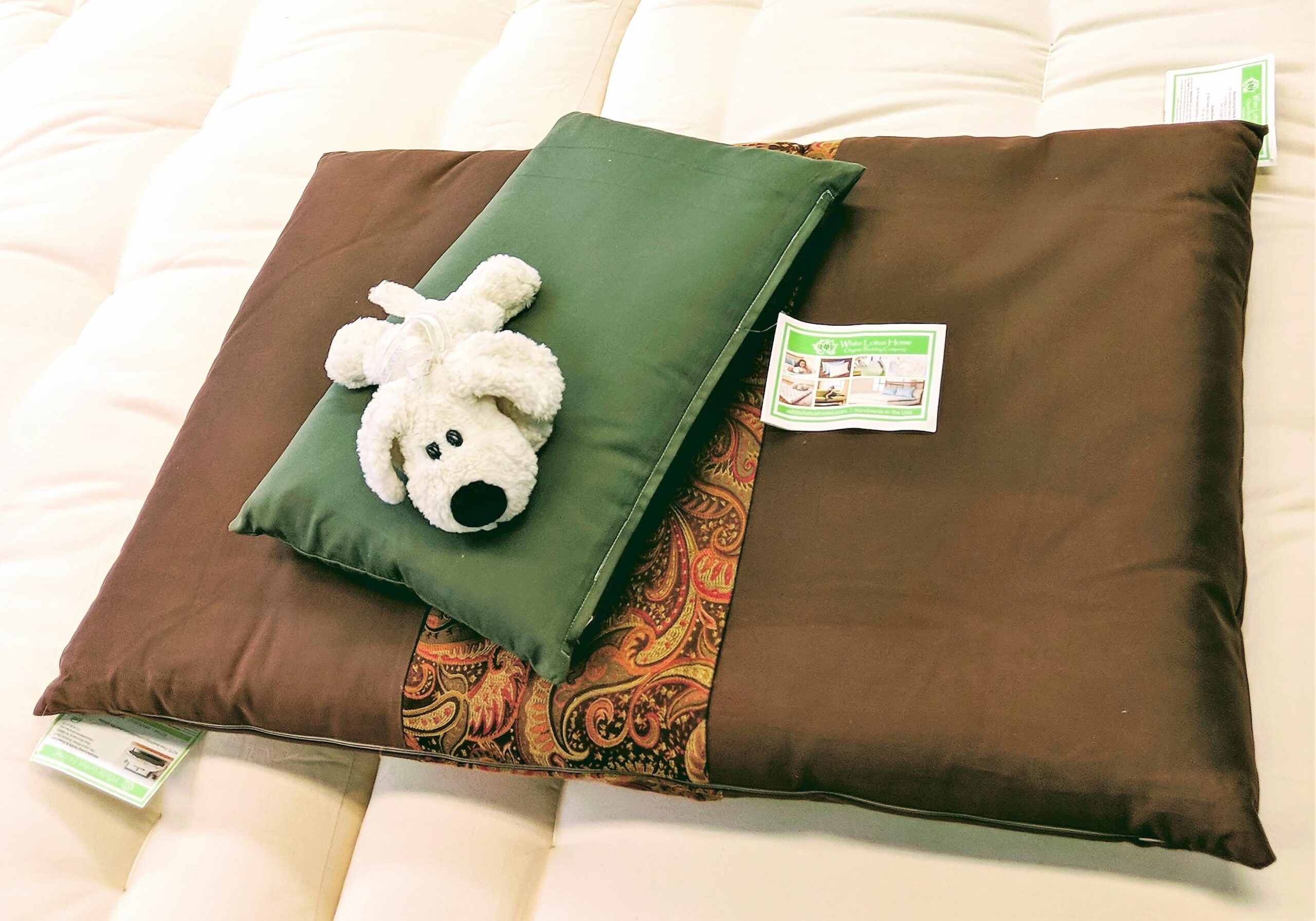 White Lotus Home Organic Pet Bed review and promo code