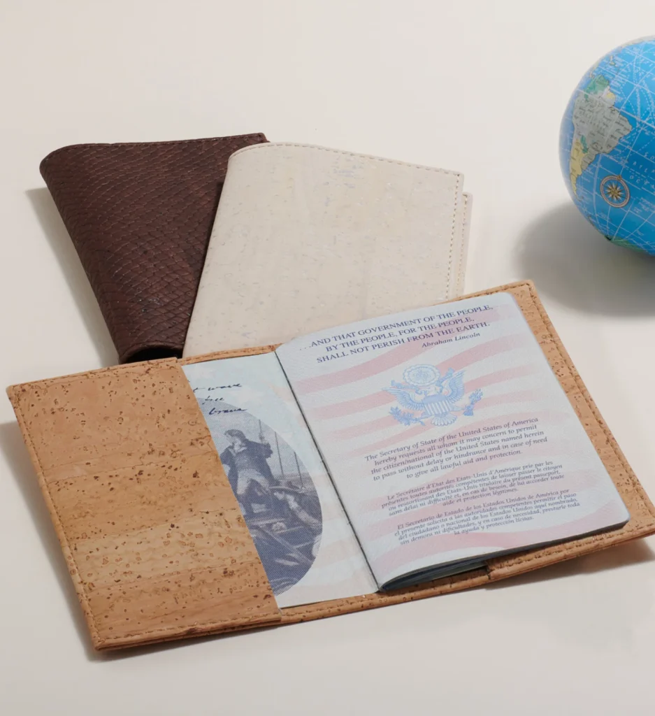Tiradia Passport Holder review and promo code