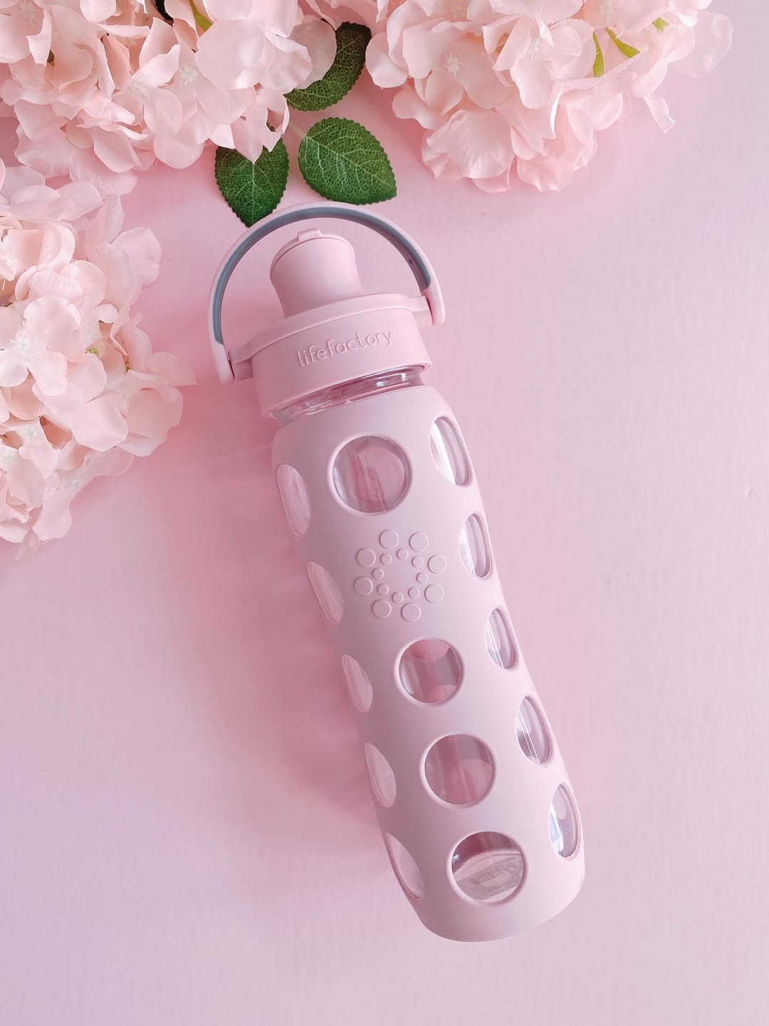 Lifefactory glass bottle review