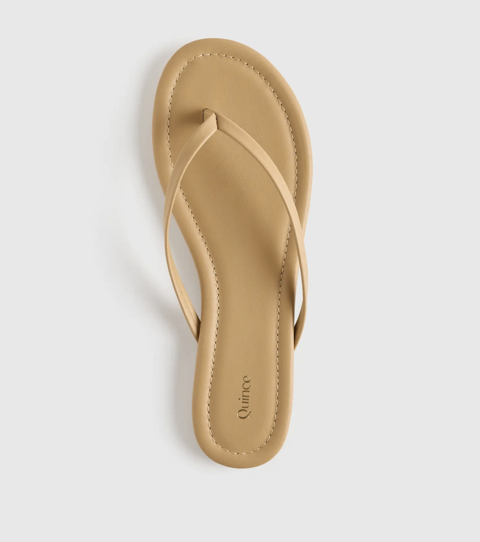 Quince non-toxic leather flip flops