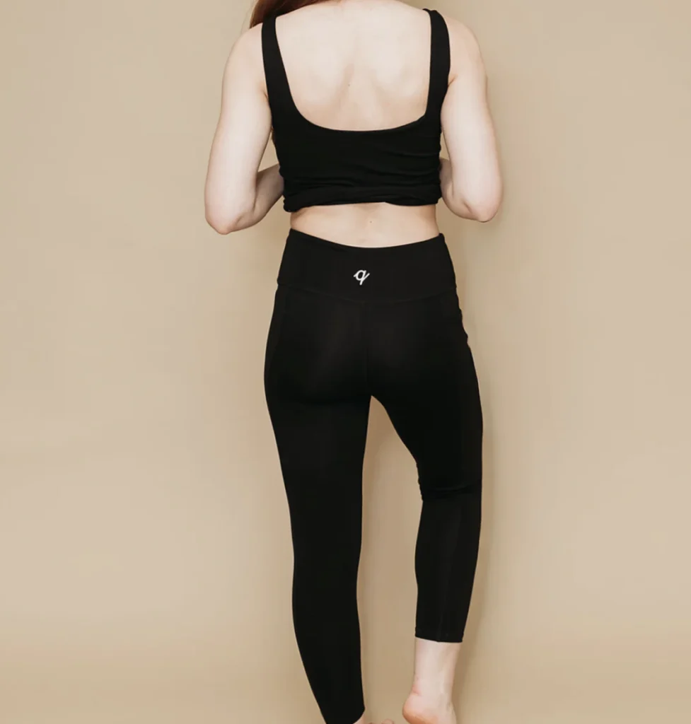 Q for Quinn Leggings review
