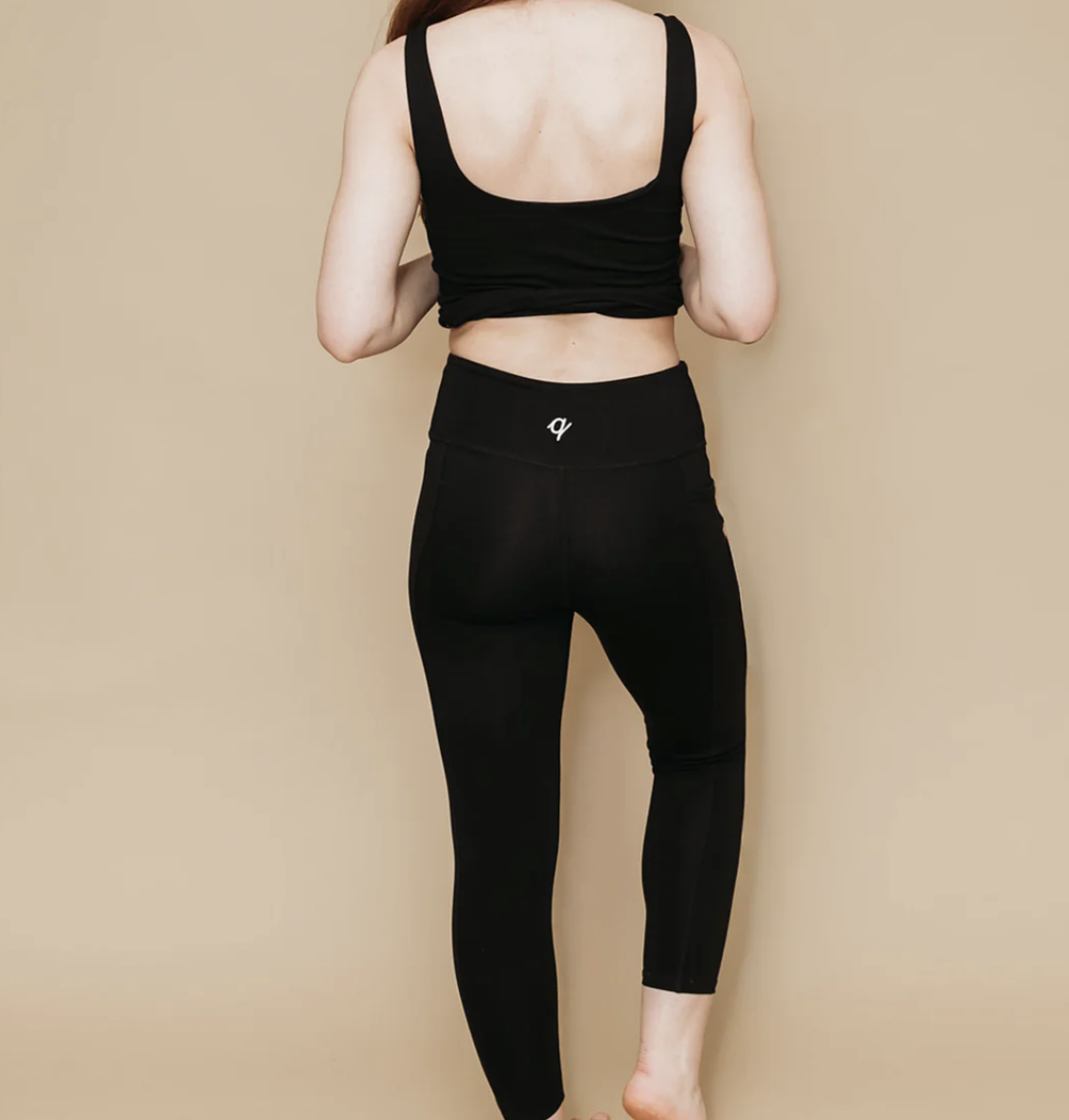 Q for Quinn Leggings review
