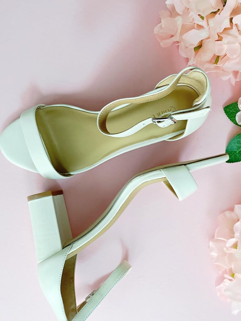 Quince organic sandals review