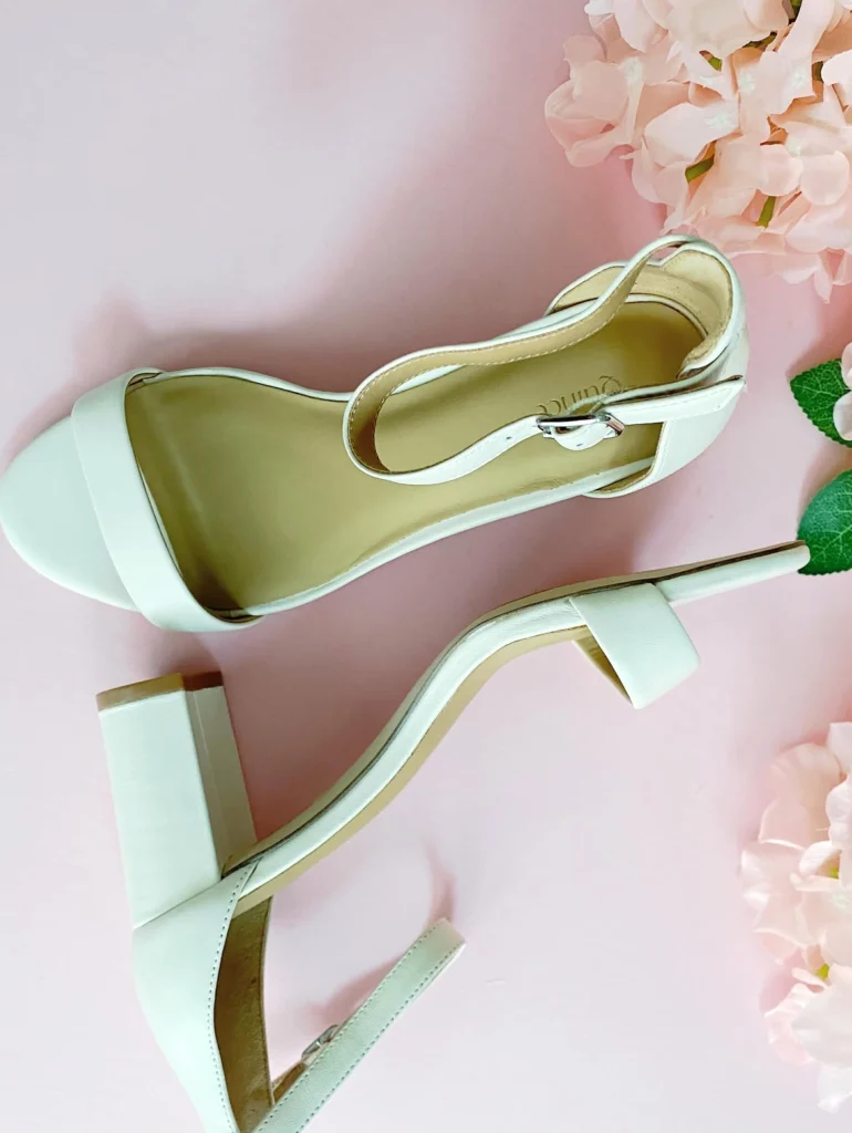 Quince organic sandals review
