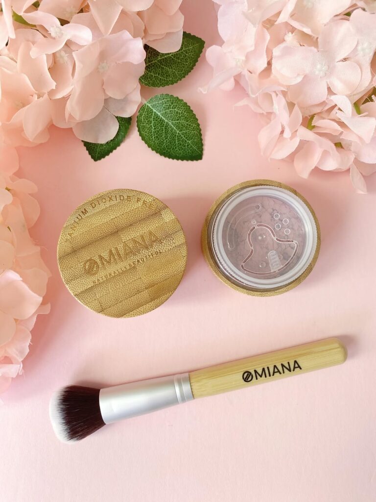 Omiana Organic Blush review, Loose Powder Mineral Blush, mica-free, titanium dioxide-free review and promo code